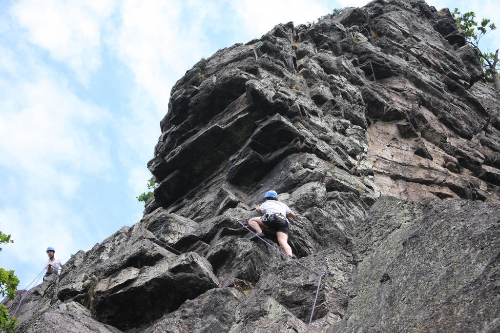 Camping Des Rochers Des Parcs Clécy Zewnętrze zdjęcie