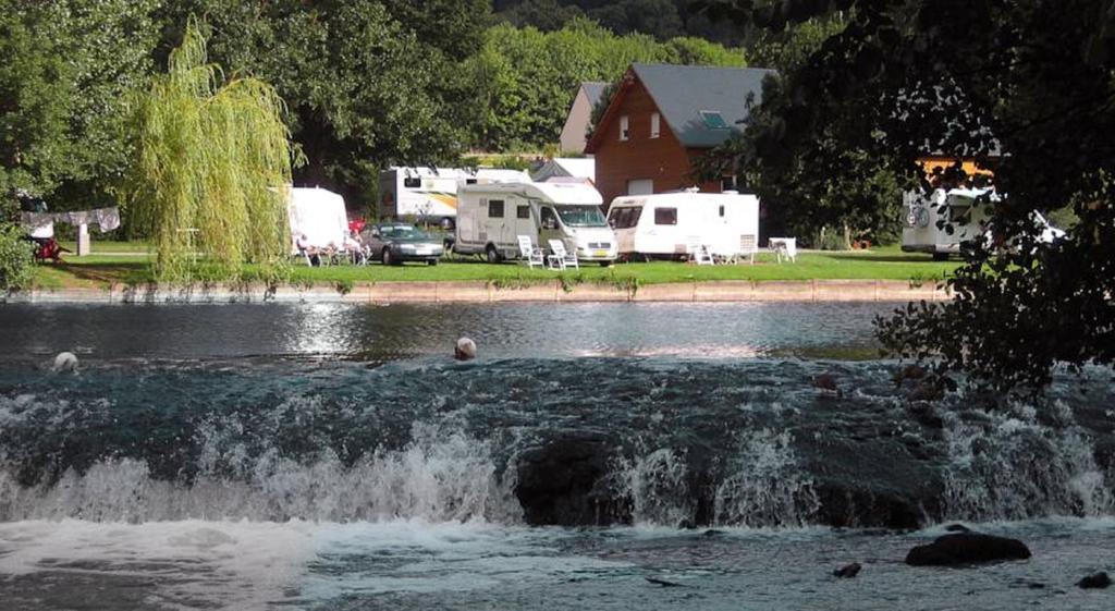 Camping Des Rochers Des Parcs Clécy Zewnętrze zdjęcie